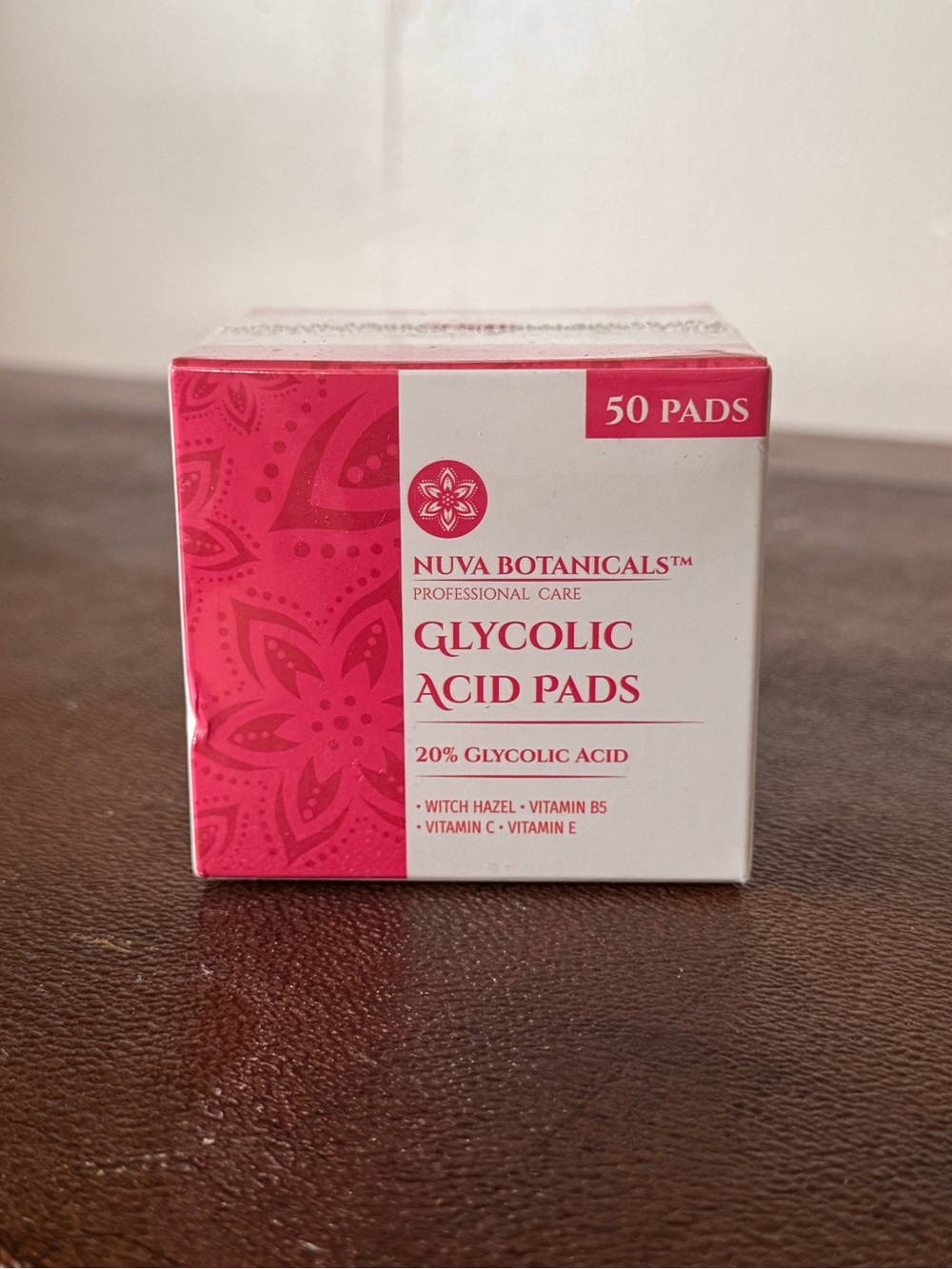 Nuva Botanicals Glycolic Acid Pads — Pink Exfoliating Pads (50 Count)